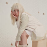 Women's Knit Panel Wool Oversized Blazer - Image 3